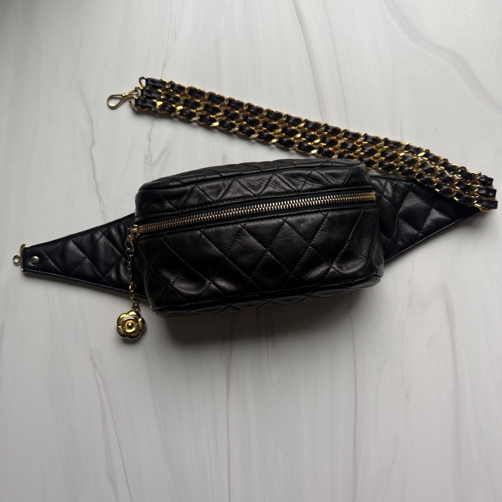 Vintage Chanel 90’s belt bag Fanny pack waist bag 24k gold plated hardware